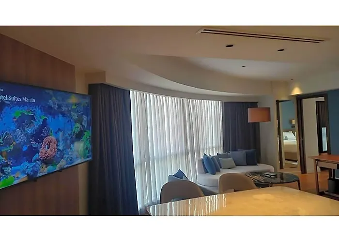 Hotel 950 Ahm At Acqua Manila